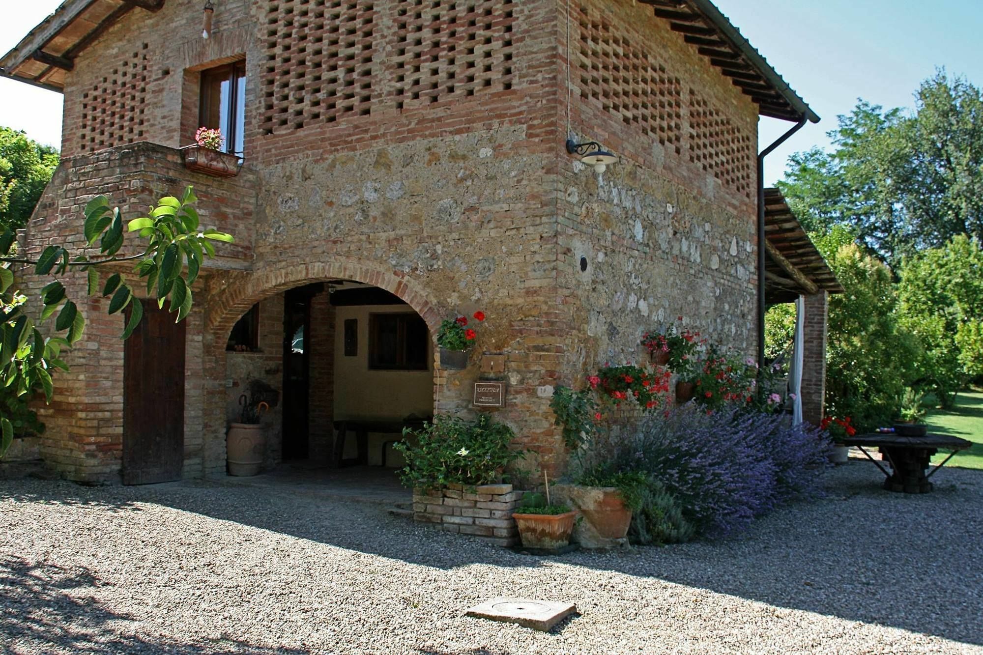 Agriturismo Poggio Salvi Совичилле Экстерьер фото